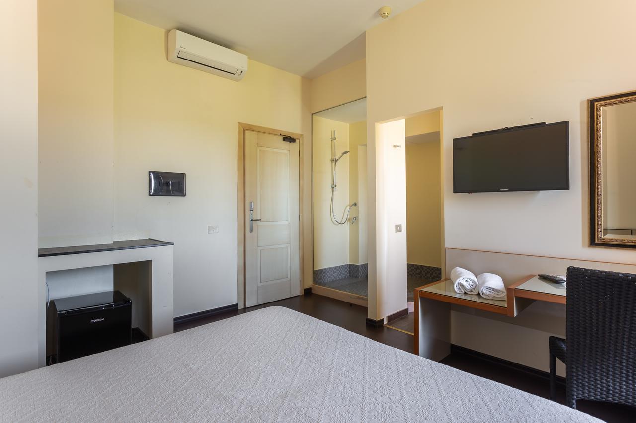 Rodia Inn Oristano Exterior photo
